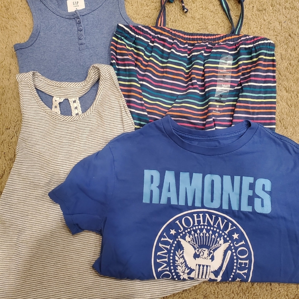 GAP Blue Tank Top Casual Essential